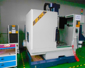 臺(tái)制快捷 高速CNC加工中心